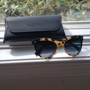Valentino sunglasses